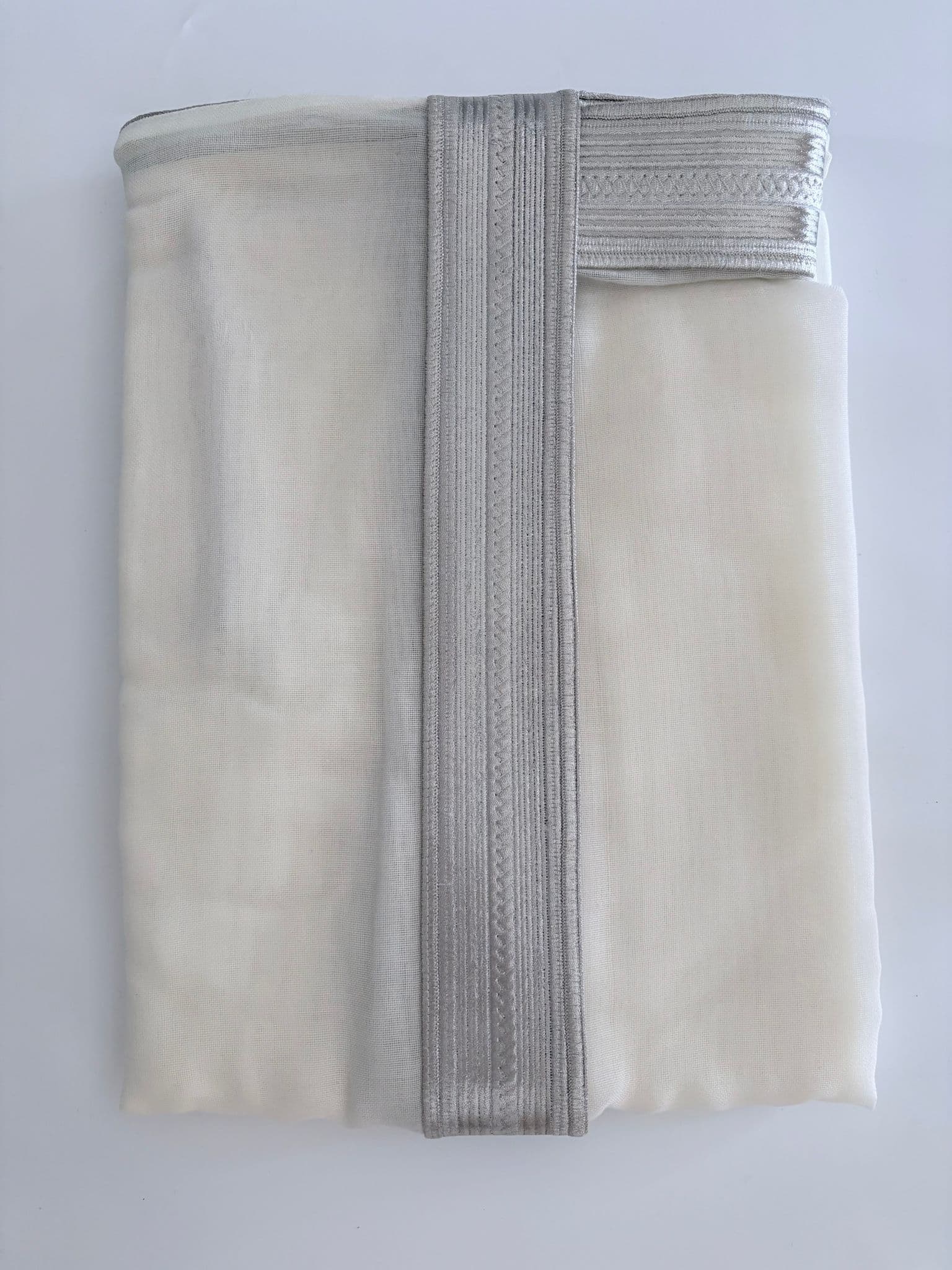 Bouchti Blanc Galon Argenté