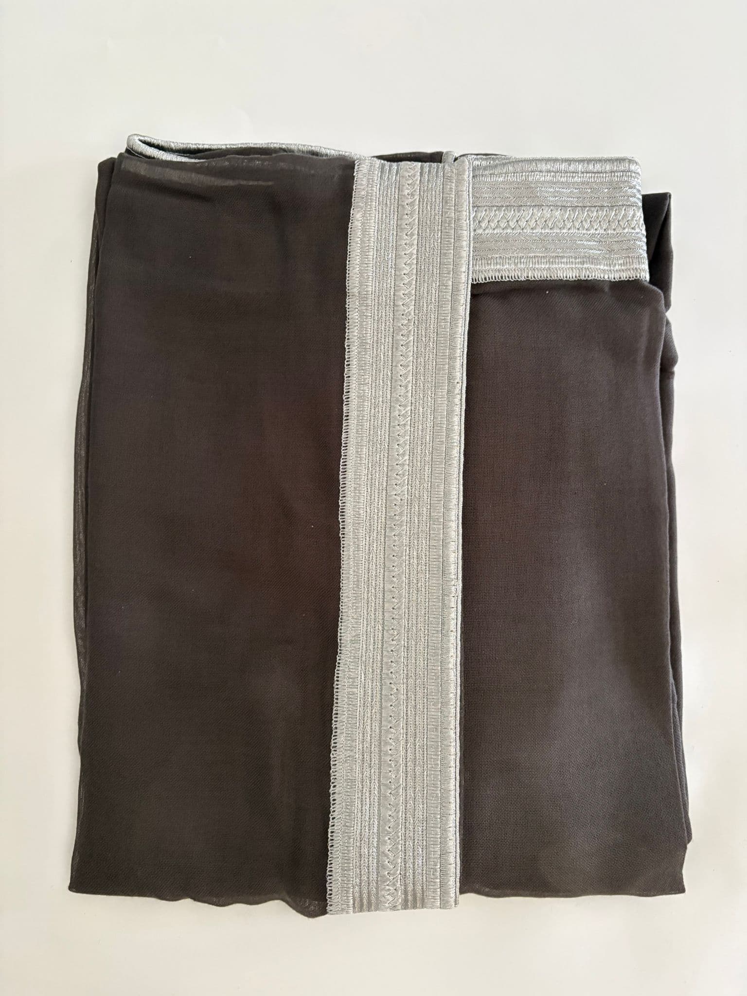 Bouchti Marron Galon Argenté